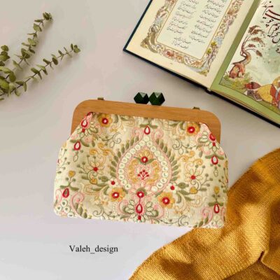 کیف واله : کیف دهنه چوبی سوزندوزی طرح رخساره 1