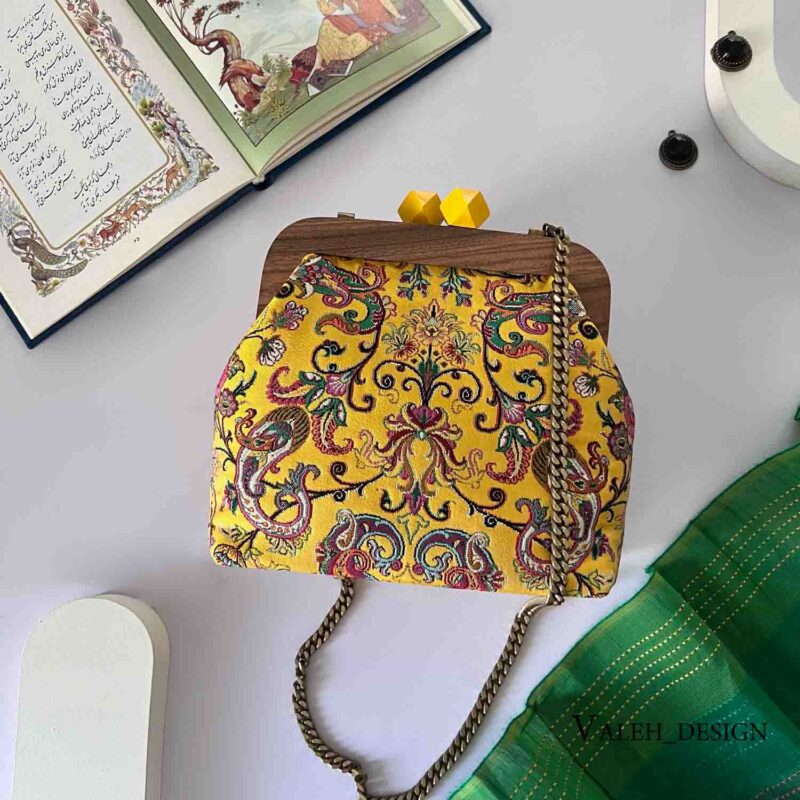 کیف واله : مینی‌بگ دهنه چوبی ترمه زرد 2