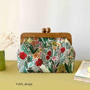 کیف واله : کیف دهنه چوبی ژاکارد گلدار 1