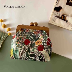 کیف واله : مینی‌بگ دهنه چوبی ژاکارد 1